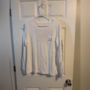 Vineyard vines white shirt
